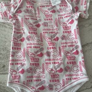 Genuine Merchandise Cubs Pink Patterned Bodysuit 3/6 Mo